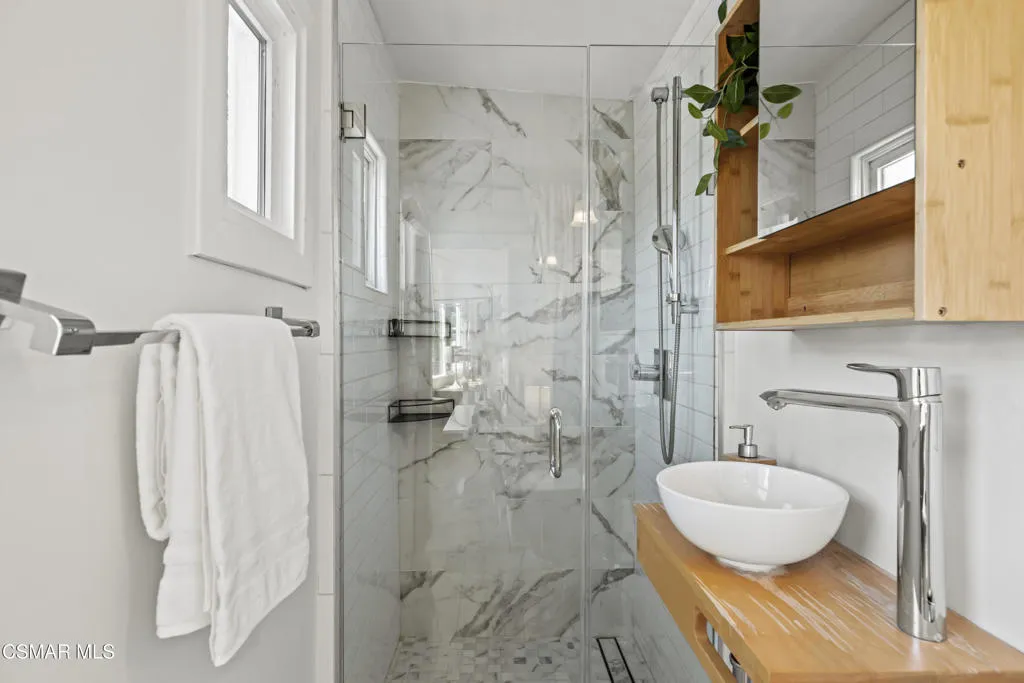 2016 Mount Prospect Drive, Topanga, California 90290 home-pic-46